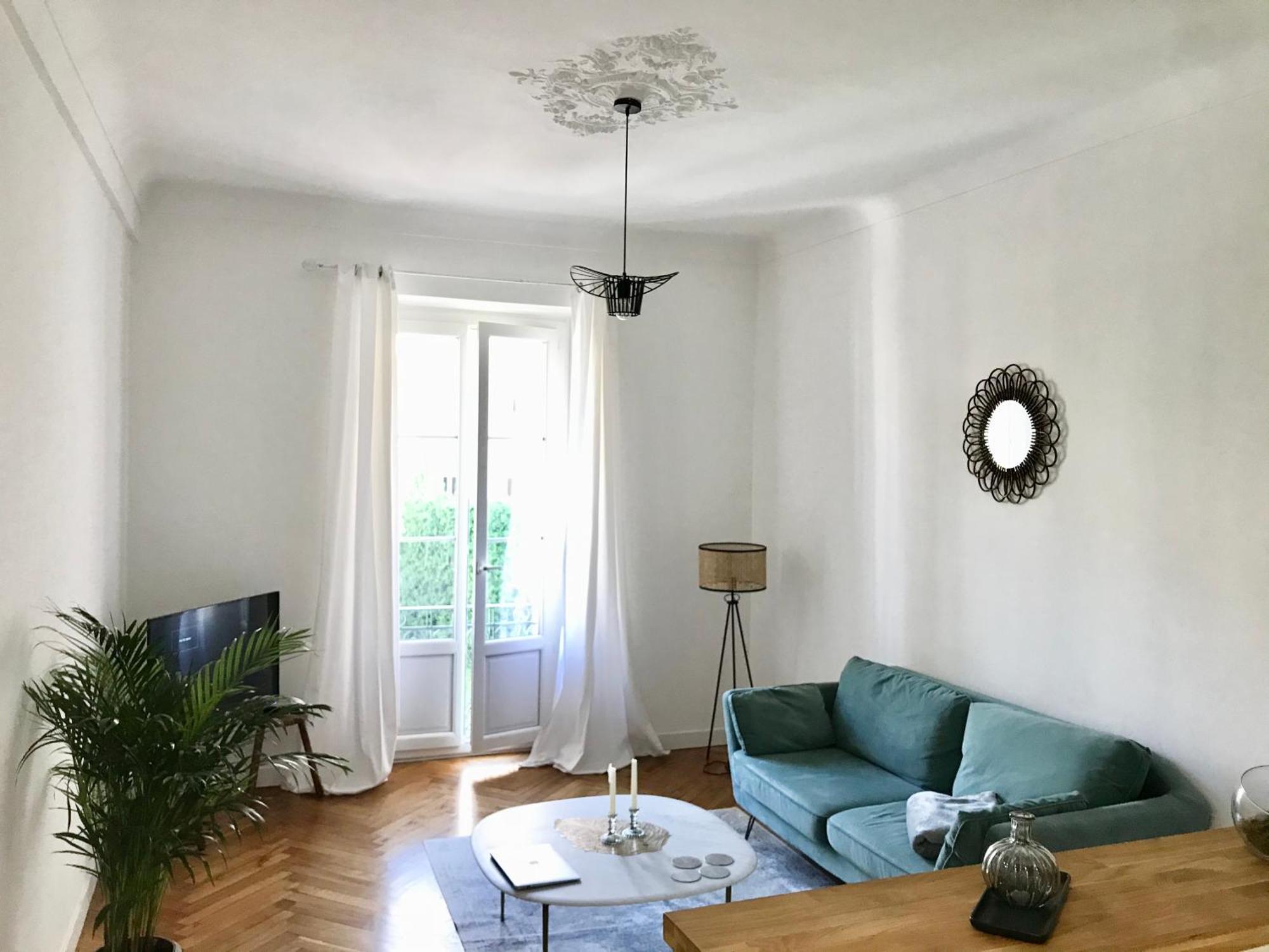 Nicois Au Coeur Du Triangle D'or Nizza